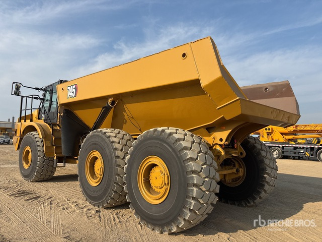 2018 Cat 745 Articulated Dump Truck - Tombereau articulé: photos 2 2018 Cat 745 Articulated Dump Truck - Tombereau articulé: photos 2