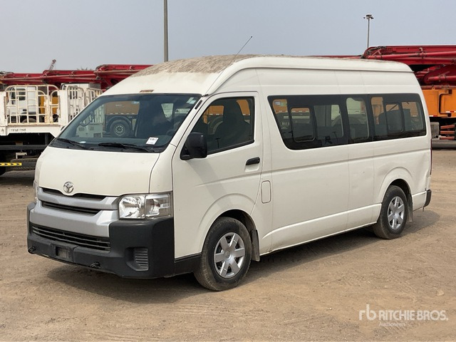 2018 Toyota Hiace 4x2 15-Seat Mini Bus - Minibus, Transport de personnes: photos 1 2018 Toyota Hiace 4x2 15-Seat Mini Bus - Minibus, Transport de personnes: photos 1