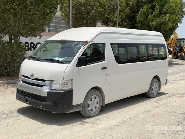 2018 Toyota Hiace High Roof 4x2 16-Seat Mini Bus - Minibus, Transport de personnes: photos 2 2018 Toyota Hiace High Roof 4x2 16-Seat Mini Bus - Minibus, Transport de personnes: photos 2