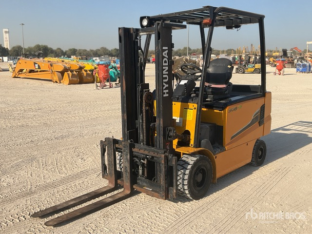 2019 Hyundai 30B-9 3 ton Electric Forklift - Chariot élévateur électrique: photos 1 2019 Hyundai 30B-9 3 ton Electric Forklift - Chariot élévateur électrique: photos 1