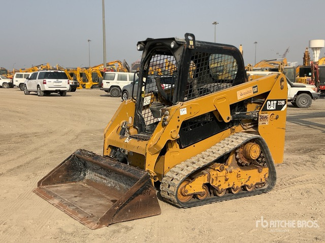 2020 Cat 239D - Chargeuse compacte sur chenilles: photos 2 2020 Cat 239D - Chargeuse compacte sur chenilles: photos 2