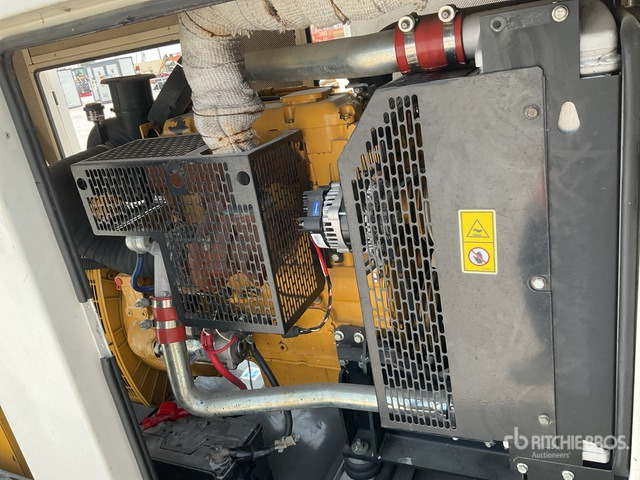 2021 Cat DE110E2 113 kVA Skid-Mounted Generator Set - Groupe électrogène: photos 5 2021 Cat DE110E2 113 kVA Skid-Mounted Generator Set - Groupe électrogène: photos 5