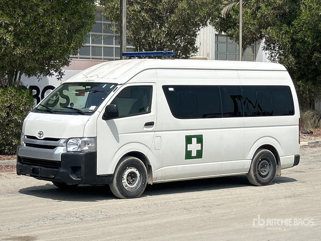 2022 Toyota Hiace High Roof 4x2 Ambulance - Ambulance: photos 2 2022 Toyota Hiace High Roof 4x2 Ambulance - Ambulance: photos 2