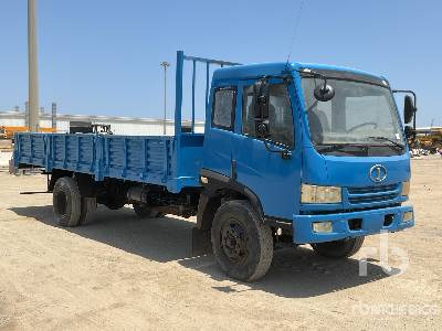 FAW 1120P9K2L3E 4x2 - Camion plateau: photos 4 FAW 1120P9K2L3E 4x2 - Camion plateau: photos 4