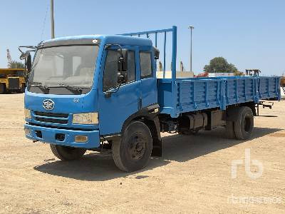FAW 1120P9K2L3E 4x2 - Camion plateau: photos 1 FAW 1120P9K2L3E 4x2 - Camion plateau: photos 1