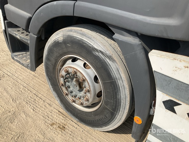 Iveco Stralis 430 - Remorqueuse: photos 5 Iveco Stralis 430 - Remorqueuse: photos 5