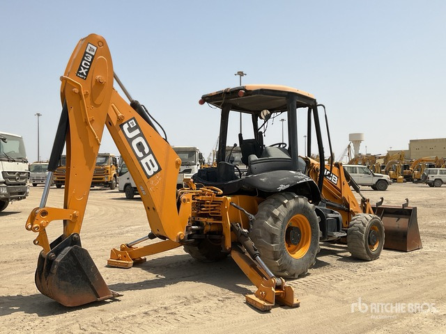 JCB 3CX - Tractopelle: photos 3 JCB 3CX - Tractopelle: photos 3