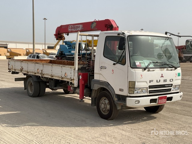 Mitsubishi KK-FK71HJ - Camion plateau, Camion grue: photos 1 Mitsubishi KK-FK71HJ - Camion plateau, Camion grue: photos 1