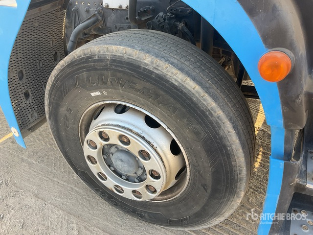 Tracteur routier 2006 Mercedes-Benz Axor 1828 4x2 S/A Day Cab Truck Tractor: photos 6 Tracteur routier 2006 Mercedes-Benz Axor 1828 4x2 S/A Day Cab Truck Tractor: photos 6