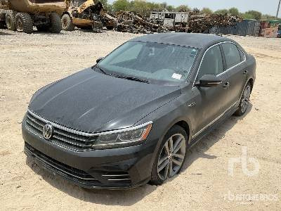 VOLKSWAGEN PASSAT (Inoperable) - Voiture: photos 1 VOLKSWAGEN PASSAT (Inoperable) - Voiture: photos 1