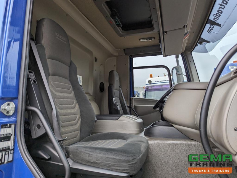 Camion frigorifique DAF FA CF65.220 4x2 Daycab Euro5 KoelVriesBak 7m + Laadklep 2000kg - FrigoBlock - Zijdeur: photos 7