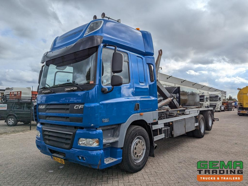 DAF FAS CF85.410 6x2 Euro5 FAS CF85.410 6x2 Spacecab Euro5 - HaakarmSysteem AJK 20T - KlapBumper - Vangmuilkoppeling - Lift-As - Camion ampliroll: photos 1 DAF FAS CF85.410 6x2 Euro5 FAS CF85.410 6x2 Spacecab Euro5 - HaakarmSysteem AJK 20T - KlapBumper - Vangmuilkoppeling - Lift-As - Camion ampliroll: photos 1