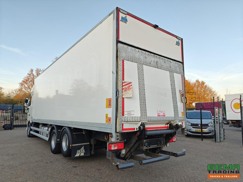 DAF XF 450 FAS 6x2 Superspacecab Euro6 - Koel-VriesBak 9.5m + Carrier Supra 1250Mt + Laadklep 2500kg - 331.000km Origineel! - Camion frigorifique: photos 4 DAF XF 450 FAS 6x2 Superspacecab Euro6 - Koel-VriesBak 9.5m + Carrier Supra 1250Mt + Laadklep 2500kg - 331.000km Origineel! - Camion frigorifique: photos 4