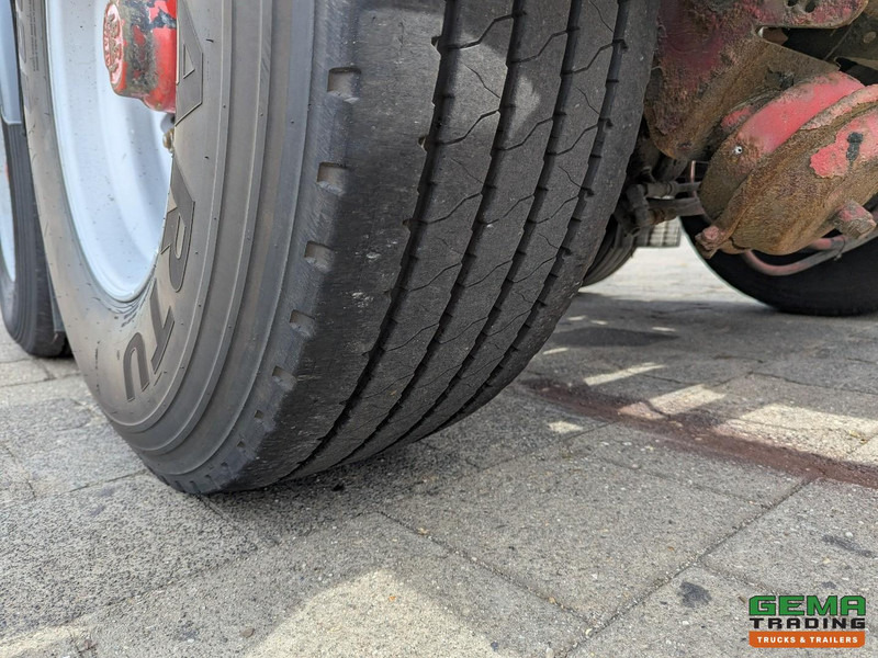 Semi-remorque porte-conteneur/ Caisse mobile HAMMAR 160 HE 3-Assen - SideLoader - 33T - ContainerStacking - Afstandbediening: photos 20 Semi-remorque porte-conteneur/ Caisse mobile HAMMAR 160 HE 3-Assen - SideLoader - 33T - ContainerStacking - Afstandbediening: photos 20