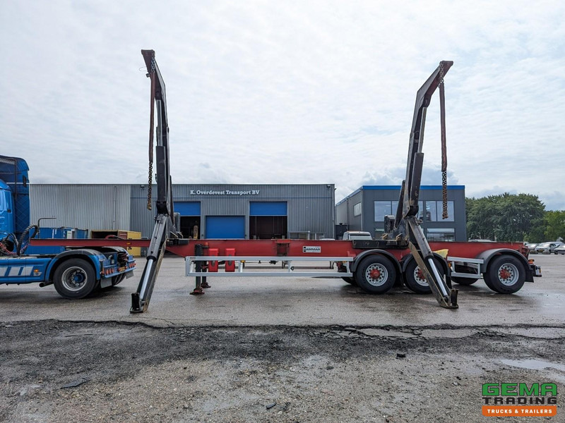 Semi-remorque porte-conteneur/ Caisse mobile HAMMAR 160 HE 3-Assen - SideLoader - 33T - ContainerStacking - Afstandbediening: photos 10 Semi-remorque porte-conteneur/ Caisse mobile HAMMAR 160 HE 3-Assen - SideLoader - 33T - ContainerStacking - Afstandbediening: photos 10