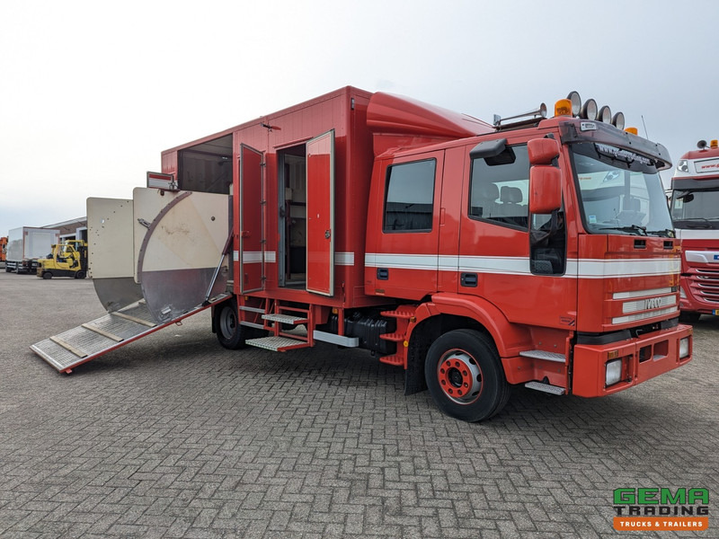 Iveco Tector ML120E24D 4x2 Euro3 DubbelCabine - Paardenwagen 3-Paards - Kleedruimte - Hydraulische klep- TOP! - Camion chevaux: photos 1 Iveco Tector ML120E24D 4x2 Euro3 DubbelCabine - Paardenwagen 3-Paards - Kleedruimte - Hydraulische klep- TOP! - Camion chevaux: photos 1