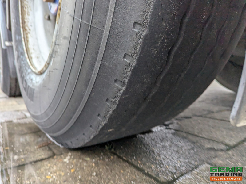 Semi-remorque plateau Kennis TPD.348.R-B Kennis R-24 Rollerkraan - 3-Assen SAF - 2-StuurAssen  Trommelremmen  11/2025APK: photos 18