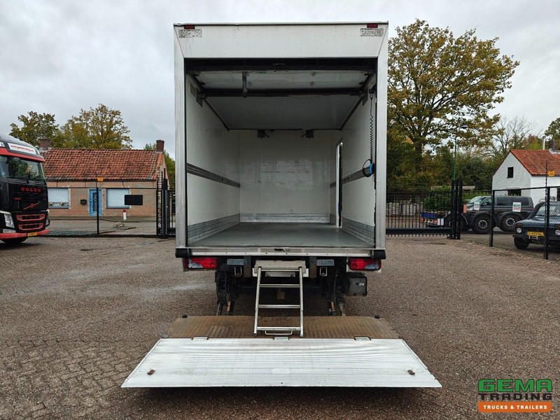 MAN TGL 12.180 4x2 Dagcabine Euro4 - Koel-Vriesbak 5.5m - Carrier Supra 850Mt - Laadklep 1500KG - 02/2026 APK - Camion frigorifique: photos 5 MAN TGL 12.180 4x2 Dagcabine Euro4 - Koel-Vriesbak 5.5m - Carrier Supra 850Mt - Laadklep 1500KG - 02/2026 APK - Camion frigorifique: photos 5