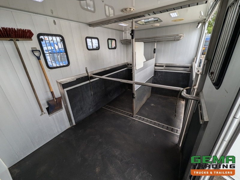 MAN TGL 12.250 4x2 Euro5 EEV RC HorseTruck - 2a3 Paards - 135.000km - MARGE (V821) - Camion chevaux: photos 5 MAN TGL 12.250 4x2 Euro5 EEV RC HorseTruck - 2a3 Paards - 135.000km - MARGE (V821) - Camion chevaux: photos 5