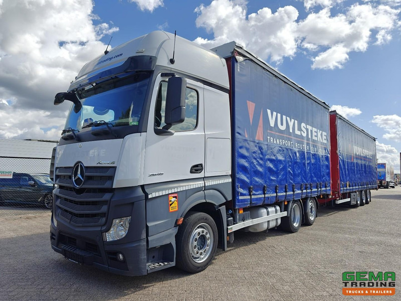 Mercedes-Benz Actros 2645 6x2 Gigaspace Euro6 + 3Axle Trailer - 115m³ VolumeCombi - Dubbele Tanks - Moffet Aansluiting - HH Vloer - SMARTTacho V2 - Camion fourgon: photos 1 Mercedes-Benz Actros 2645 6x2 Gigaspace Euro6 + 3Axle Trailer - 115m³ VolumeCombi - Dubbele Tanks - Moffet Aansluiting - HH Vloer - SMARTTacho V2 - Camion fourgon: photos 1