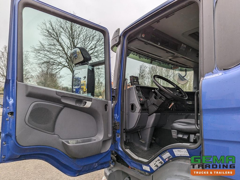 Camion frigorifique Scania P230 4x2 Daycab Euro4 KoelVriesBak 8.2m - Carrier Supra 950Mt + Laadklep 2000kg: photos 12 Camion frigorifique Scania P230 4x2 Daycab Euro4 KoelVriesBak 8.2m - Carrier Supra 950Mt + Laadklep 2000kg: photos 12