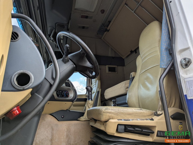DAF 95XF.480 4x2 Superspacecab Euro3 - Handgeschakeld - Limited Edition Interieur - Side Skirts - Luchthoorns - Tracteur routier: photos 5 DAF 95XF.480 4x2 Superspacecab Euro3 - Handgeschakeld - Limited Edition Interieur - Side Skirts - Luchthoorns - Tracteur routier: photos 5