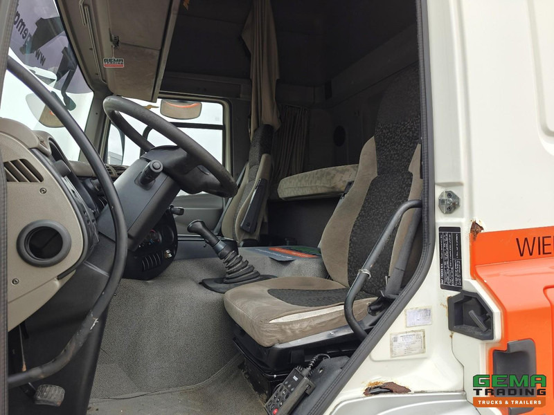 DAF CF75.250 4x2 SpaceCab Euro5 - Handgeschakeld - Airco - Tracteur routier: photos 5 DAF CF75.250 4x2 SpaceCab Euro5 - Handgeschakeld - Airco - Tracteur routier: photos 5