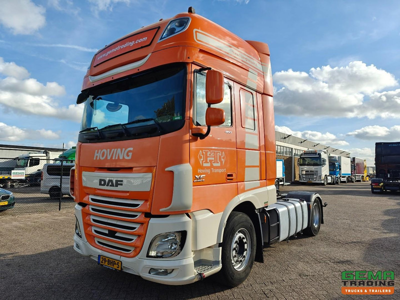 DAF XF 460 FT 4x2 Superspacecab Euro6 A - Standairco - SMARTTacho V2 - Tracteur routier: photos 1 DAF XF 460 FT 4x2 Superspacecab Euro6 A - Standairco - SMARTTacho V2 - Tracteur routier: photos 1