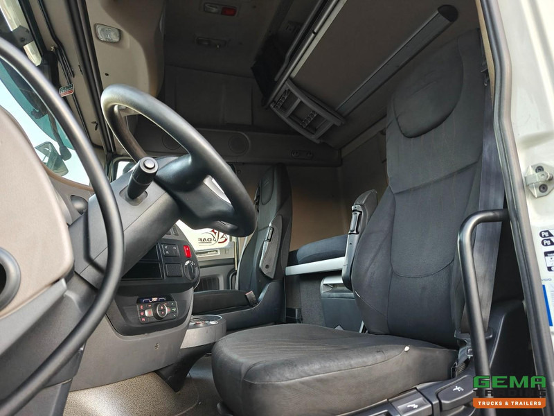 DAF XF 480 FT 4x2 Superspacecab Euro6C - Dubbele tanks - Tracteur routier: photos 5 DAF XF 480 FT 4x2 Superspacecab Euro6C - Dubbele tanks - Tracteur routier: photos 5