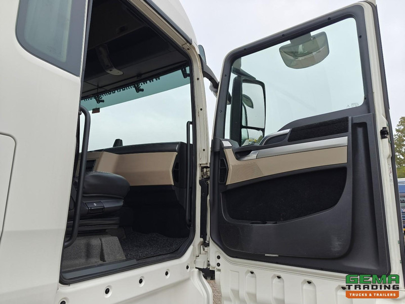 Tracteur routier MAN TGX 18.420 4x2 XLX Euro6C - Dubbele Tanks - Navi - 08/2026 APK: photos 12 Tracteur routier MAN TGX 18.420 4x2 XLX Euro6C - Dubbele Tanks - Navi - 08/2026 APK: photos 12