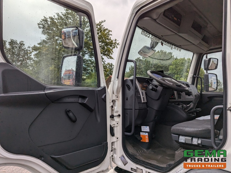 Volvo FL290 4x2 Dagcab Euro5 18T - Handgeschakeld - Koel-VriesBak 8.40M - Frigo Block - Laadklep 1500KG — crédit-bail Volvo FL290 4x2 Dagcab Euro5 18T - Handgeschakeld - Koel-VriesBak 8.40M - Frigo Block - Laadklep 1500KG: photos 11
