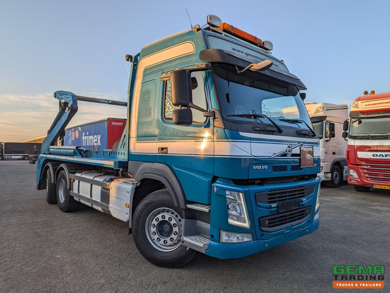 Volvo FM 460 6x2/4 Globetrotter Euro6 - JOAB PortaalSysteem 18T - Uitschuifbaar - Afstandbediening - VangmuilKoppeling - Camion multibenne: photos 2 Volvo FM 460 6x2/4 Globetrotter Euro6 - JOAB PortaalSysteem 18T - Uitschuifbaar - Afstandbediening - VangmuilKoppeling - Camion multibenne: photos 2