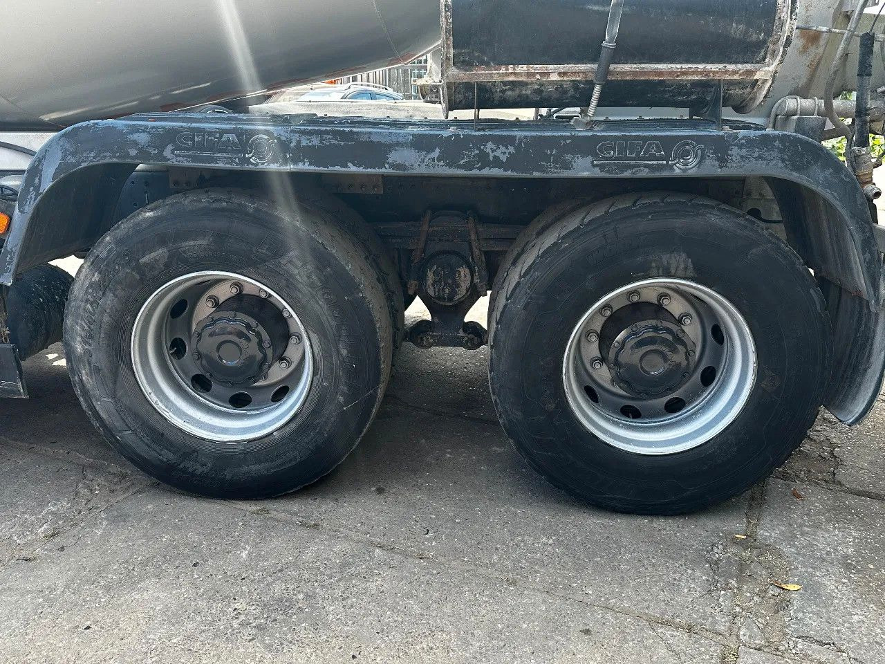 MAN TGA 35.360 8X4 CIFA Beton Mixer Spring/Spring ZF - Camion malaxeur: photos 5 MAN TGA 35.360 8X4 CIFA Beton Mixer Spring/Spring ZF - Camion malaxeur: photos 5