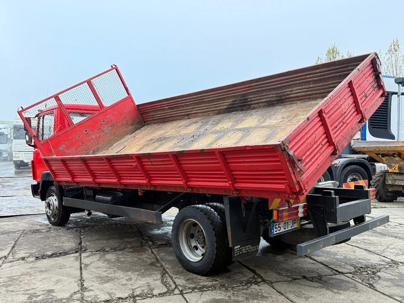 Mercedes-Benz 1117 4X2 Spring/Spring Tipper 6 Gear manual*New condition* - Camion benne: photos 3 Mercedes-Benz 1117 4X2 Spring/Spring Tipper 6 Gear manual*New condition* - Camion benne: photos 3