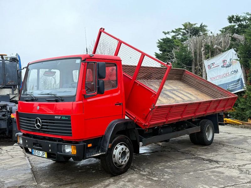 Mercedes-Benz 1117 4X2 Spring/Spring Tipper 6 Gear manual*New condition* - Camion benne: photos 2 Mercedes-Benz 1117 4X2 Spring/Spring Tipper 6 Gear manual*New condition* - Camion benne: photos 2