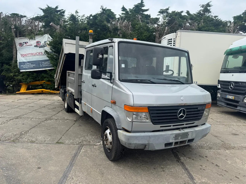 Mercedes-Benz VARIO 815 4X2 Dubbel cabine Tipper Spring/Spring Manual Gear - Camion benne: photos 1 Mercedes-Benz VARIO 815 4X2 Dubbel cabine Tipper Spring/Spring Manual Gear - Camion benne: photos 1