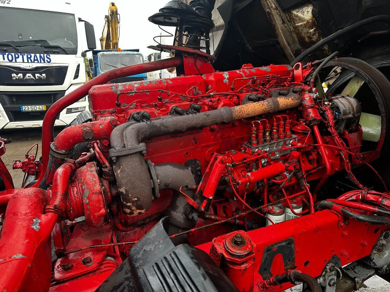 Camion plateau Scania P113-360 4X2 Platform Manual Gear Retarder Scania P113-360 4X2 Platform Manual Gear Retarder: photos 17