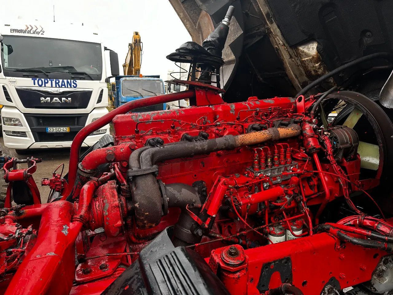 Camion plateau Scania P113-360 4X2 Platform Manual Gear Retarder Scania P113-360 4X2 Platform Manual Gear Retarder: photos 16