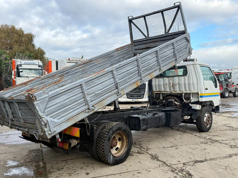 Toyota DYNA 400 4X2 Tipper Spring/Spring Manual Gearbox 7.5T - Camion benne: photos 4 Toyota DYNA 400 4X2 Tipper Spring/Spring Manual Gearbox 7.5T - Camion benne: photos 4