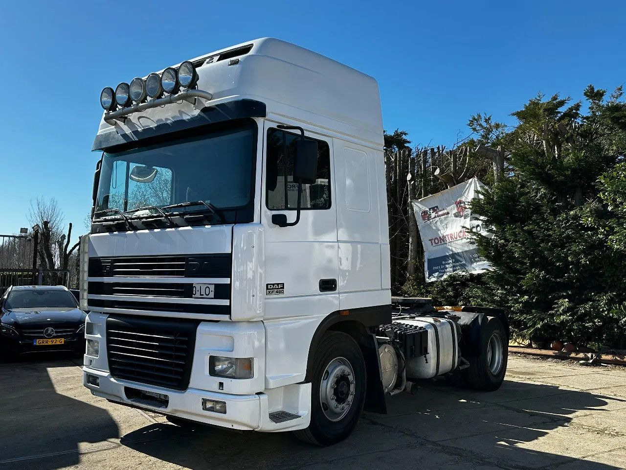 DAF XF 95.480 4X2 Tractor-unit Spring/Air ZF Manual - Tracteur routier: photos 2 DAF XF 95.480 4X2 Tractor-unit Spring/Air ZF Manual - Tracteur routier: photos 2