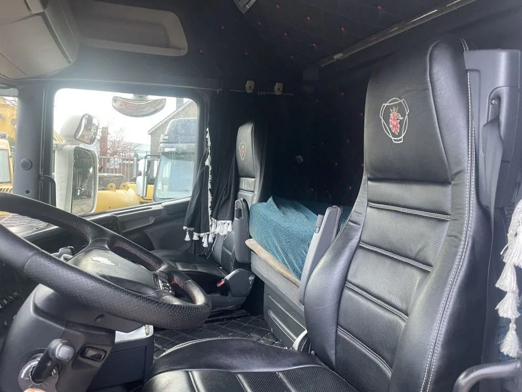 Tracteur routier Scania R560 V8 4X2 Tractor-unit Retarder Euro5 Scania R560 V8 4X2 Tractor-unit Retarder Euro5: photos 10