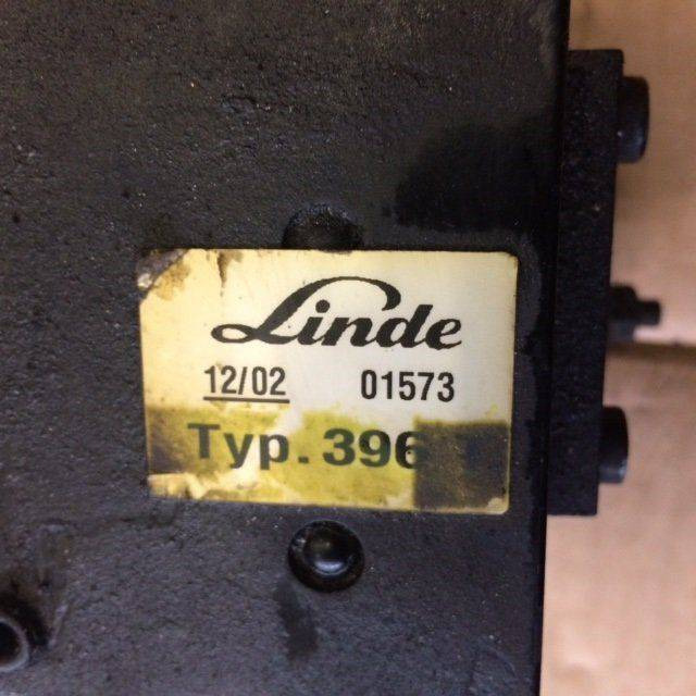 Accelerator assy. CHS-02/10, for Linde H50-80, Series 396-T - Système électrique pour Matériel de manutention: photos 4 Accelerator assy. CHS-02/10, for Linde H50-80, Series 396-T - Système électrique pour Matériel de manutention: photos 4