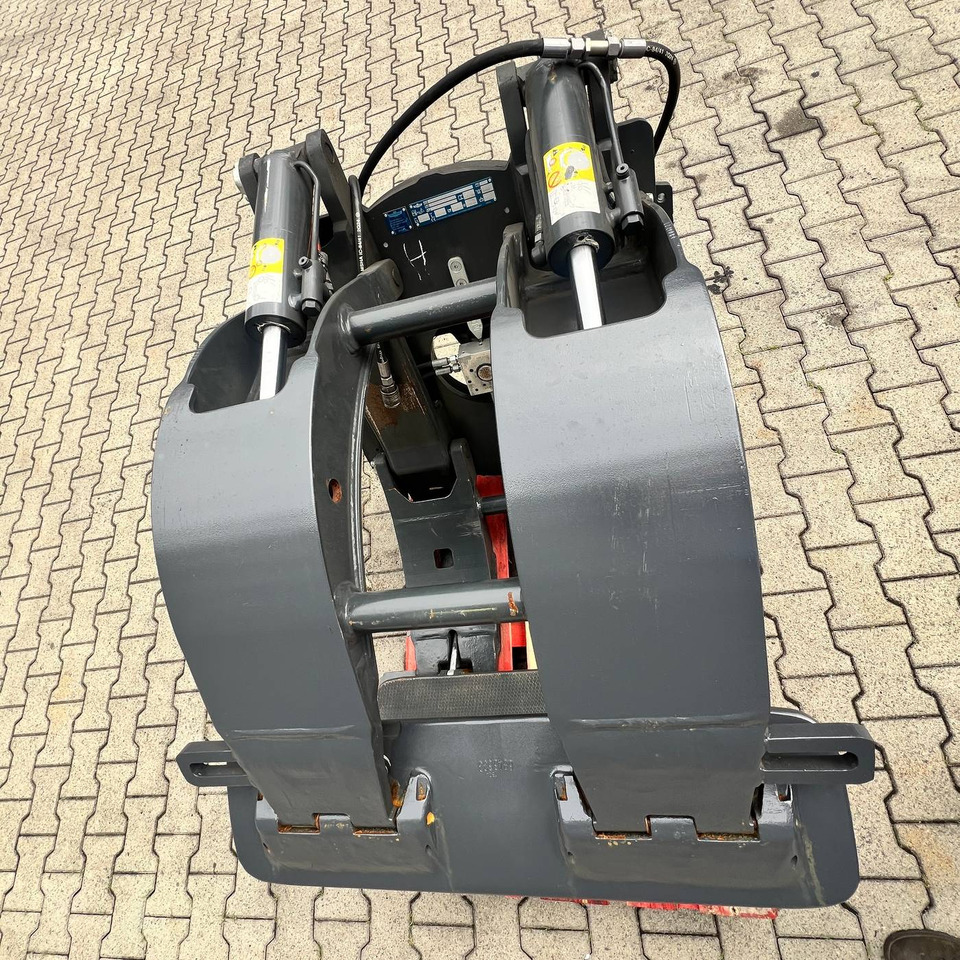 Pinces Cacade Paper Roll clamp: photos 9 Pinces Cacade Paper Roll clamp: photos 9