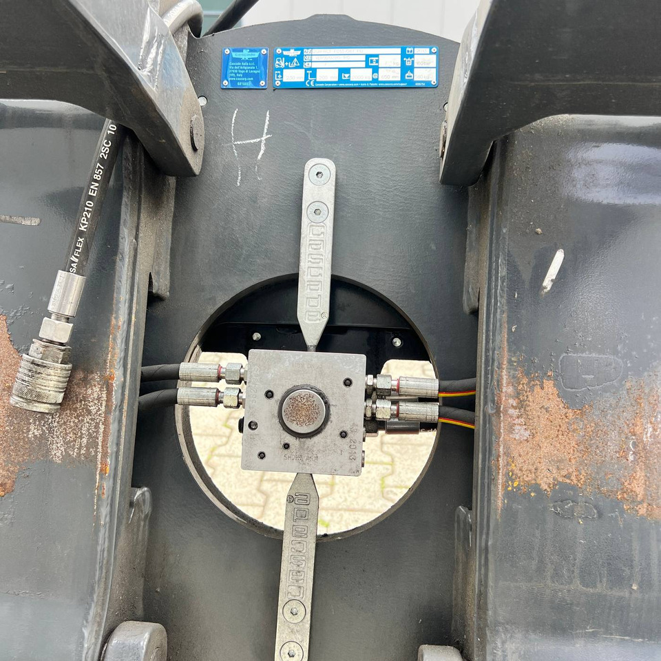 Pinces Cacade Paper Roll clamp: photos 7 Pinces Cacade Paper Roll clamp: photos 7