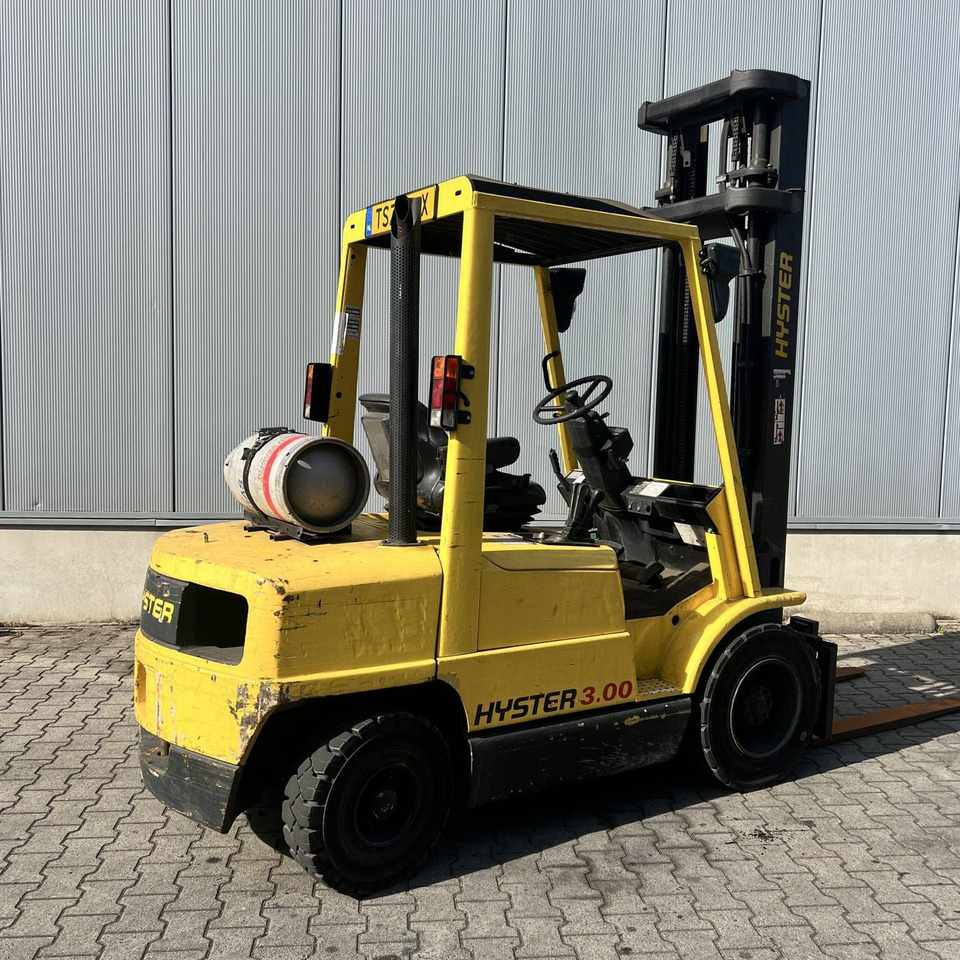 Hyster H3.00XM - Chariot élévateur à gaz: photos 2 Hyster H3.00XM - Chariot élévateur à gaz: photos 2