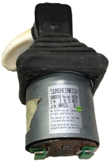 Joystick for ETV214 - Système électrique pour Matériel de manutention: photos 4 Joystick for ETV214 - Système électrique pour Matériel de manutention: photos 4