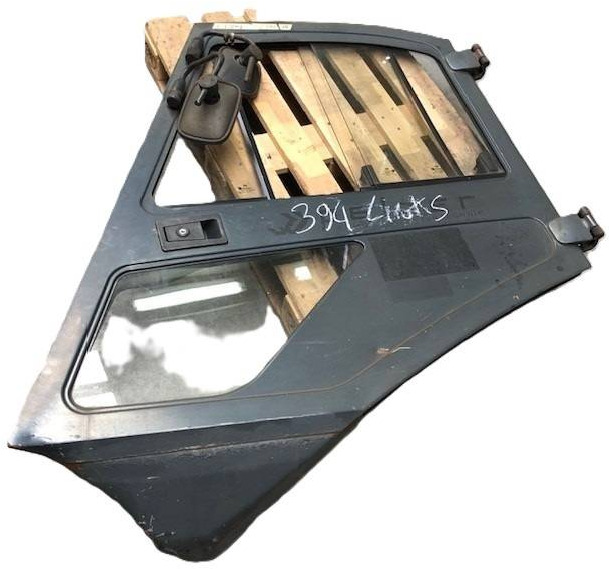 Left Door for Linde 394 - Portière et pièces pour Matériel de manutention: photos 1 Left Door for Linde 394 - Portière et pièces pour Matériel de manutention: photos 1