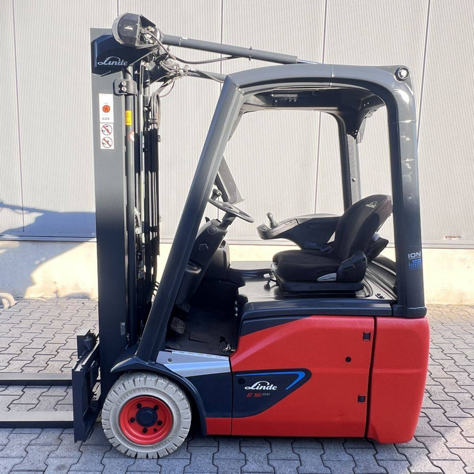 Linde E16C (386-02) EVO Li-On - Chariot élévateur électrique: photos 3 Linde E16C (386-02) EVO Li-On - Chariot élévateur électrique: photos 3