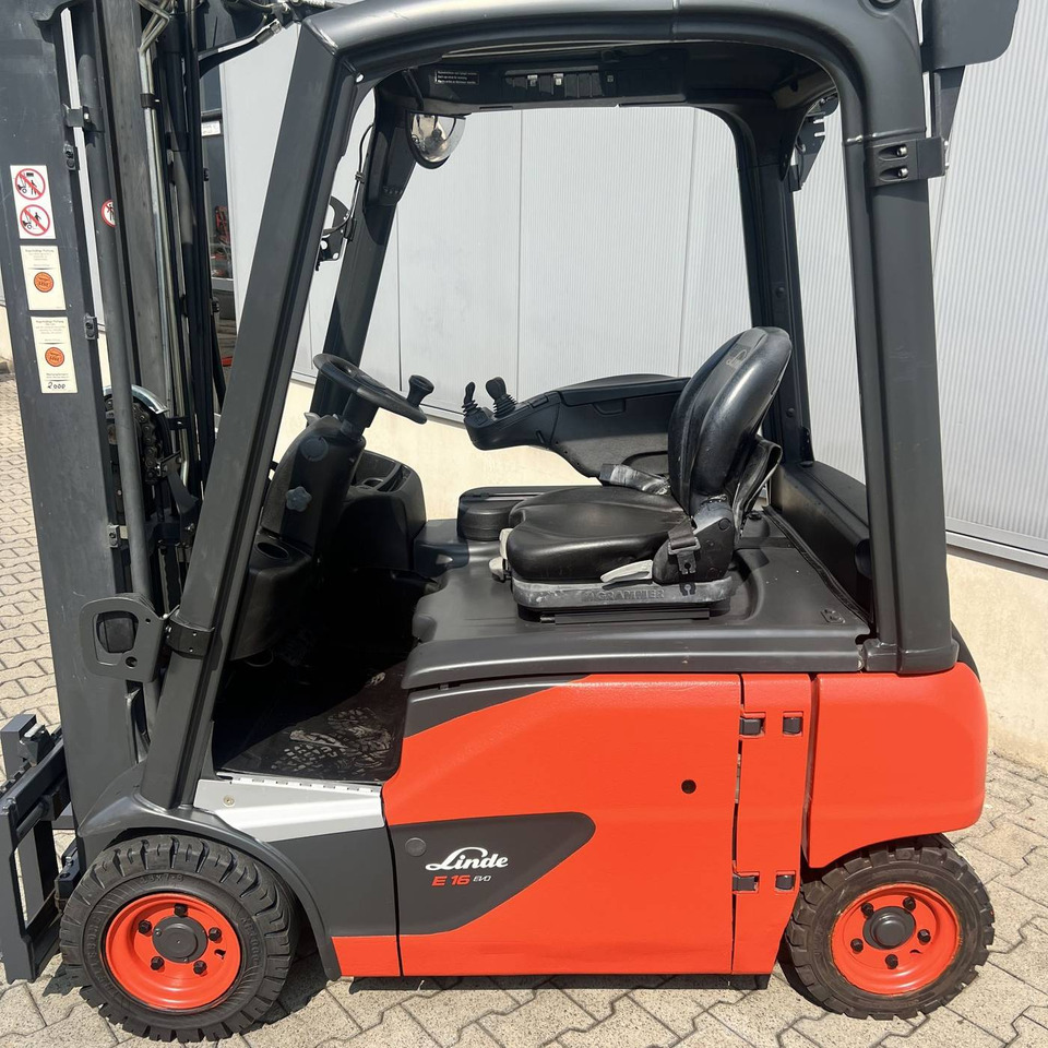 Linde E16P (386-02) EVO - Chariot élévateur électrique: photos 3 Linde E16P (386-02) EVO - Chariot élévateur électrique: photos 3