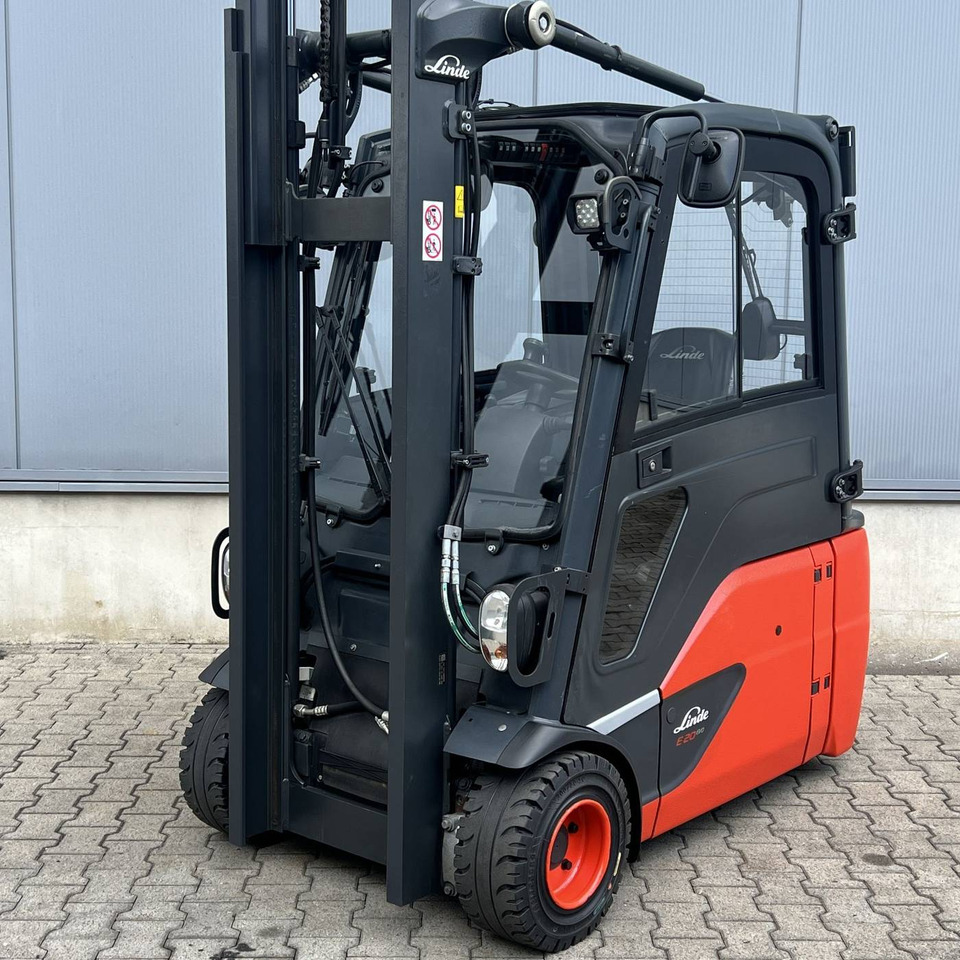 Linde E20L (386-02) EVO - Chariot élévateur électrique: photos 2 Linde E20L (386-02) EVO - Chariot élévateur électrique: photos 2